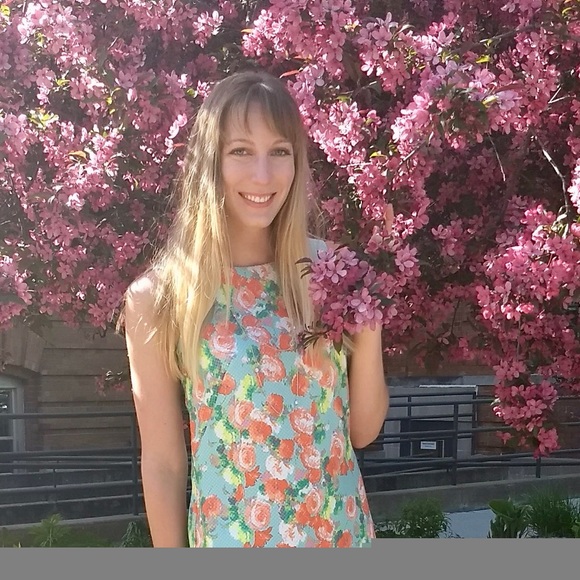 Meet your Posher, Alycia - Picture 1 of 1